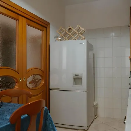 Beachfront By Immobiliare Gloria بيت للعطل *